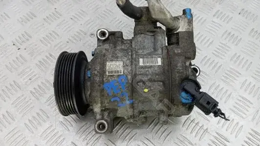 Компрессор кондиционера 4F0260805AP