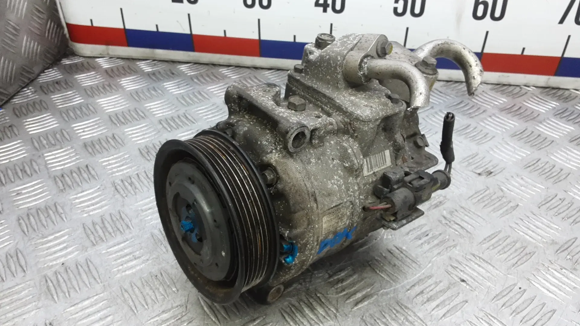 Компрессор кондиционера DOK82BU01