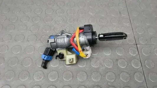 Замок зажигания PBM11J101