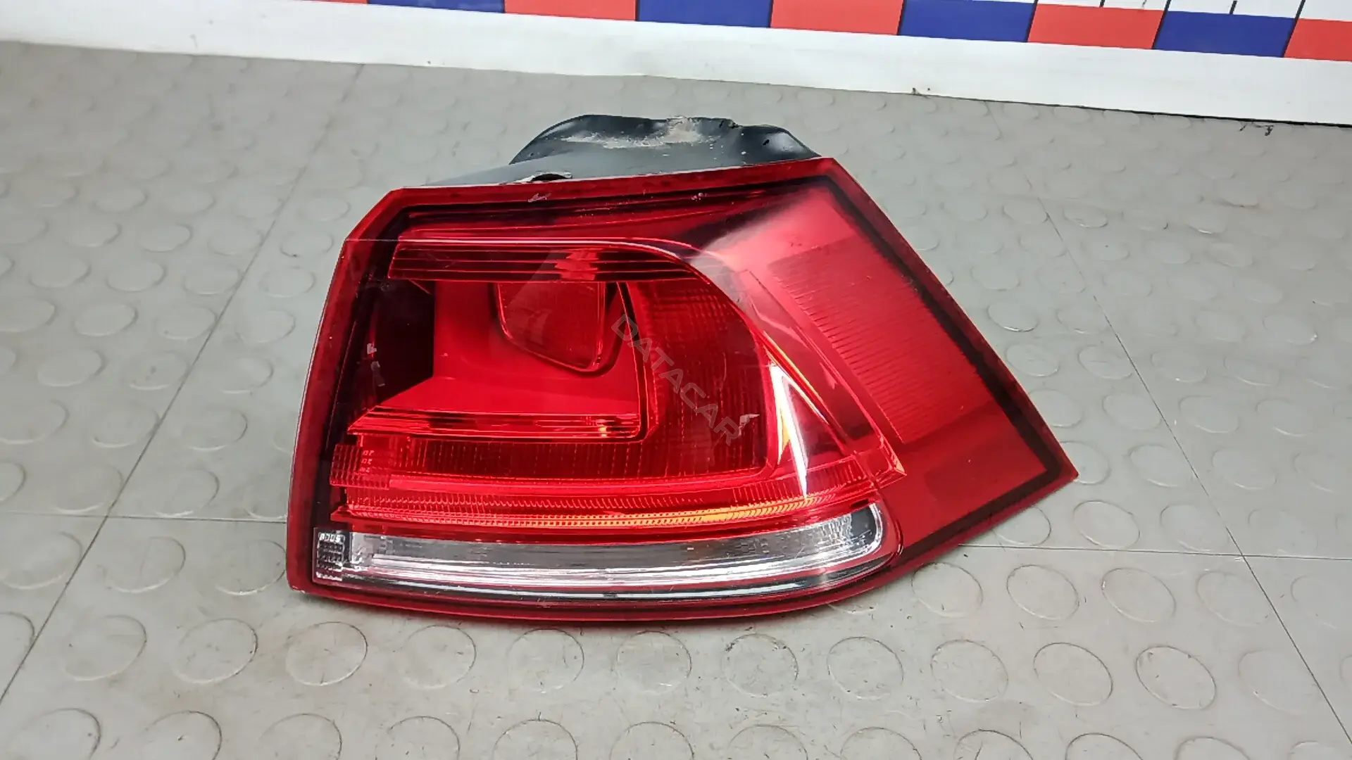 Задние фонари CEP26MY01