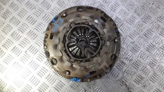 Маховик 03L105266BM