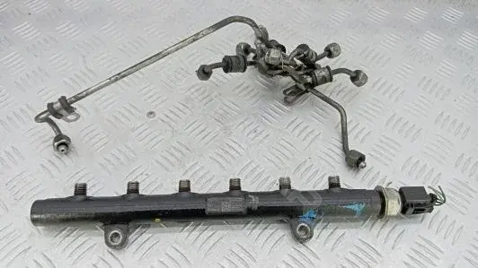 Топливная рейка BK3Q-9D230-AC