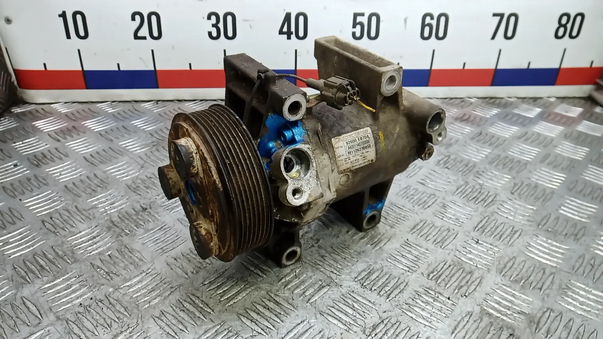 Компрессор кондиционера 92600EB70A
