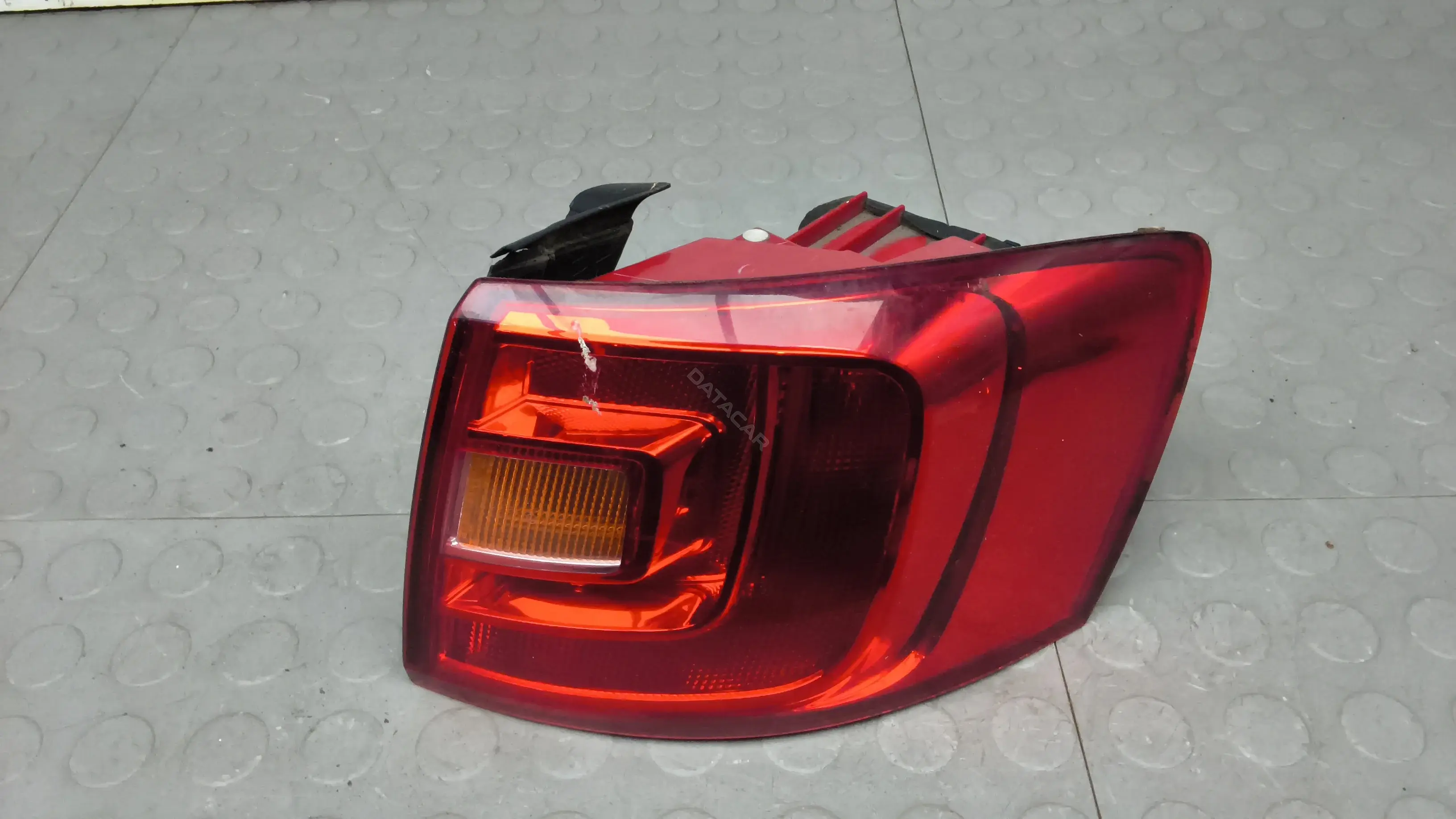 Задние фонари CLK23MY01