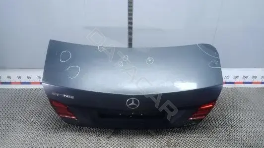 Крышка багажника 8OK19HP01