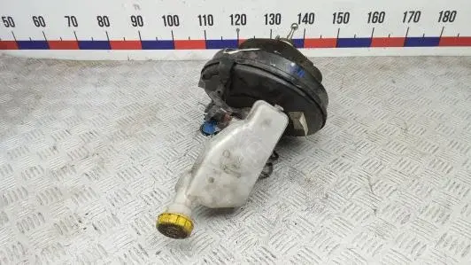 Вакуумный усилитель тормозов FA101KT01