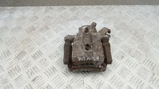 Скоба суппорта HBM390N01