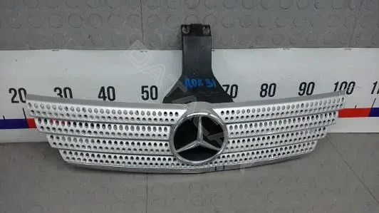 Решетка радиатора ROK31QF01