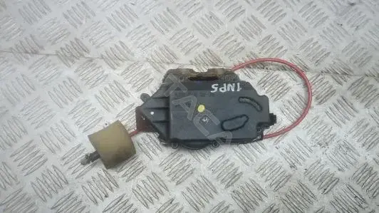 Замок крышки багажника 1NP05GH01
