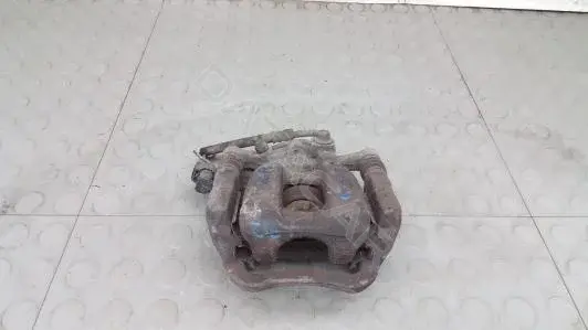 Скоба суппорта CBM050P01