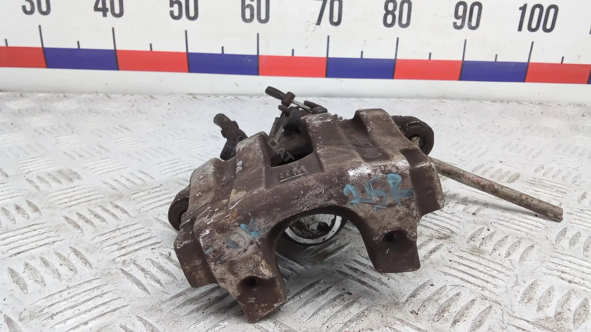 Скоба суппорта ZOK250P01