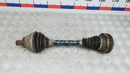 Приводной вал / Полуось 8EP35KS01