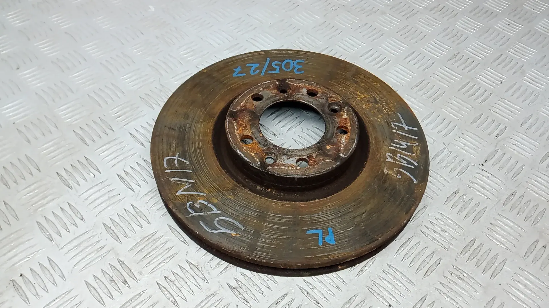 Тормозные диски 5BM17K601