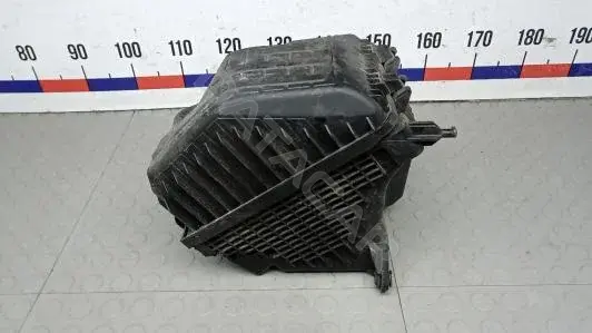 Корпус воздушного фильтра 281102W300