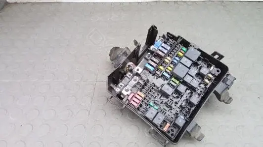 Блок предохранителей KBM40M102