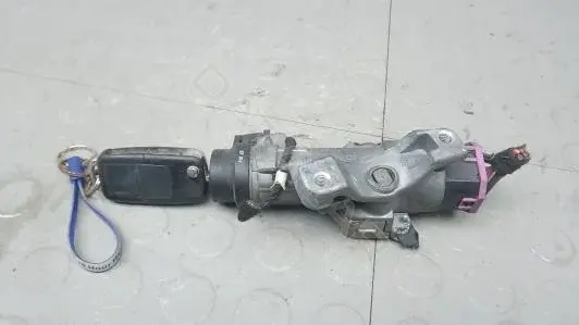 Замок зажигания ZOK66J101