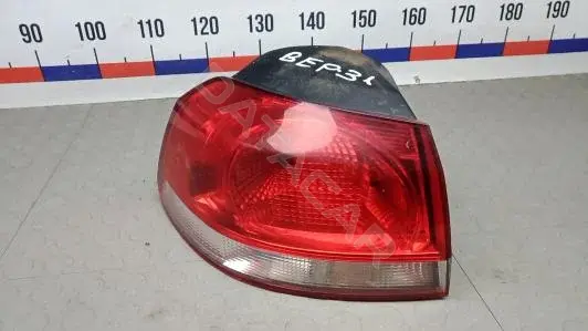 Задние фонари 5K0945095E, 5K0945095N
