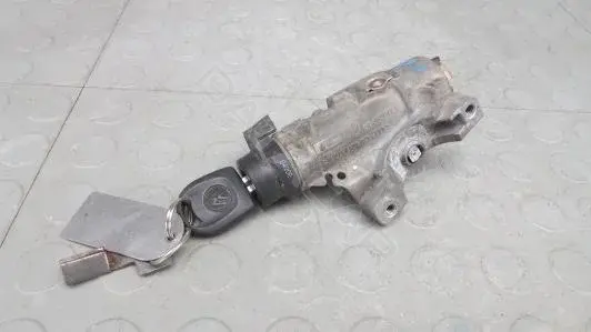 Замок зажигания 2OR01J102