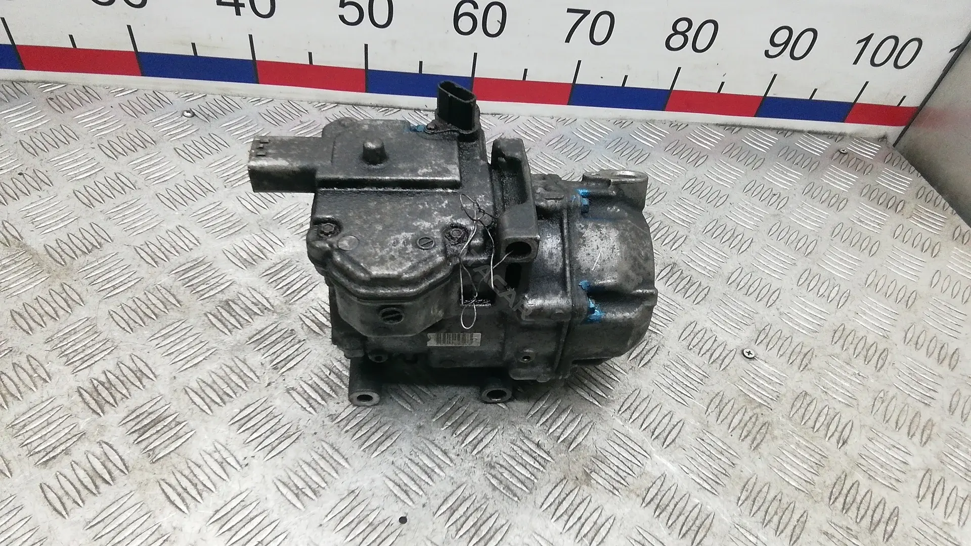 Компрессор кондиционера 98Z16DI01