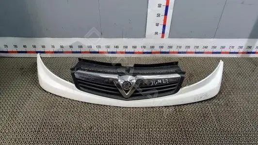 Решетка радиатора 3GM22QF02