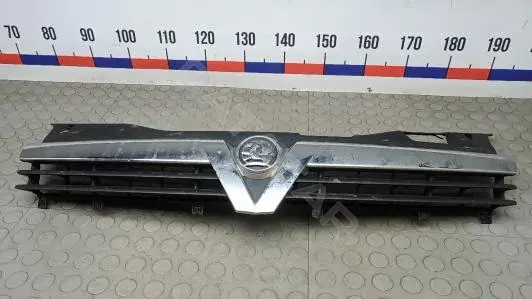 Решетка радиатора HOK31G101