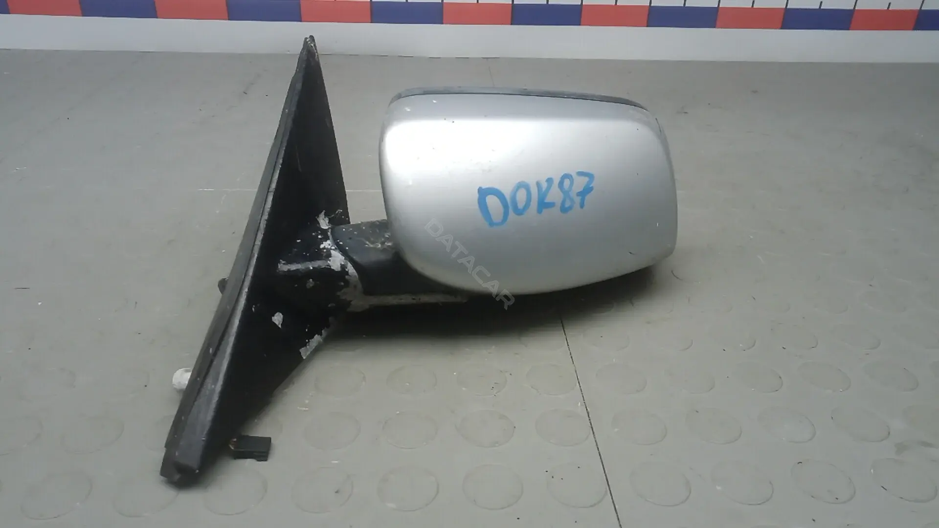 Наружное зеркало DOK87JL01
