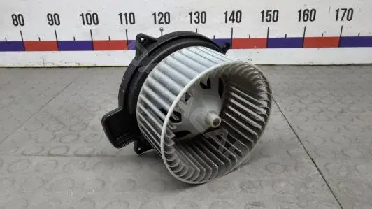 Моторчик печки 1SM13KK01