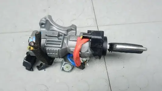 Замок зажигания 819003ZA00, 819103V020