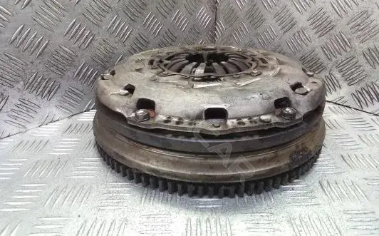 Маховик CBG06A401