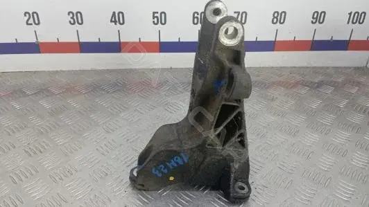 Кронштейн двигателя 1BM23A701