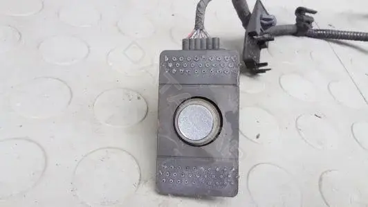 Датчик парктроника KBM12HD02