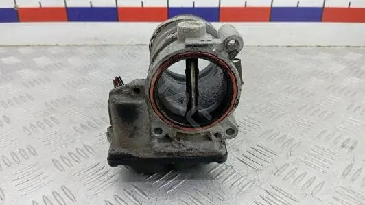 Дроссельная заслонка 03L128063S