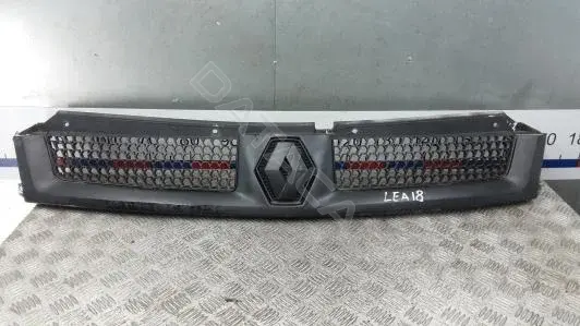 Решетка радиатора LEA18G101