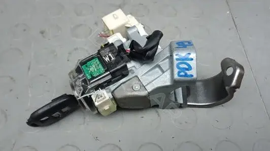 Замок зажигания 4528042170, 6905742320, 8978242020