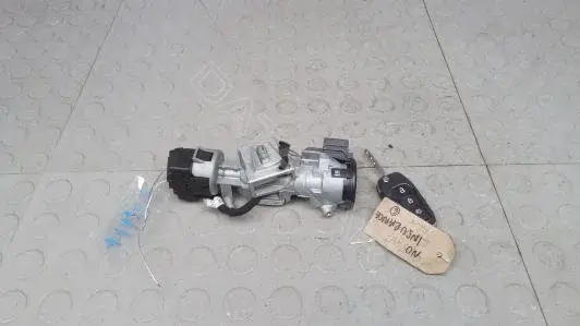 Замок зажигания DBM17J101