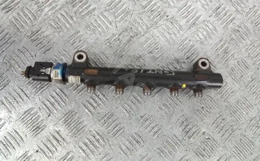 Топливная рейка R9144Z300A