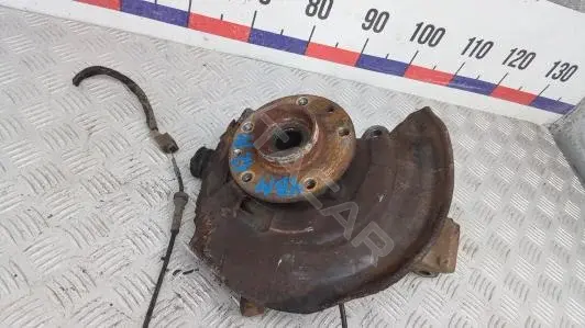 Поворотный кулак 4BM120801
