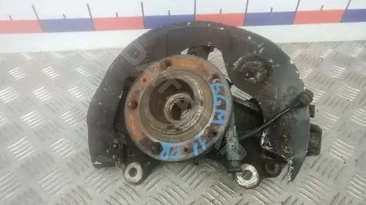 Поворотный кулак 6GM110901