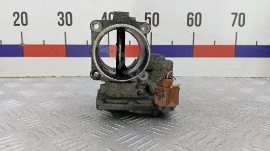 Дроссельная заслонка 35100-2F000
