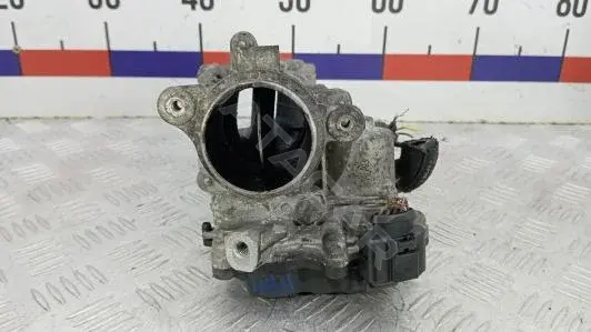 Дроссельная заслонка 04L128063R