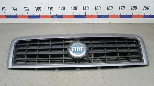 Решетка радиатора CEP11G101