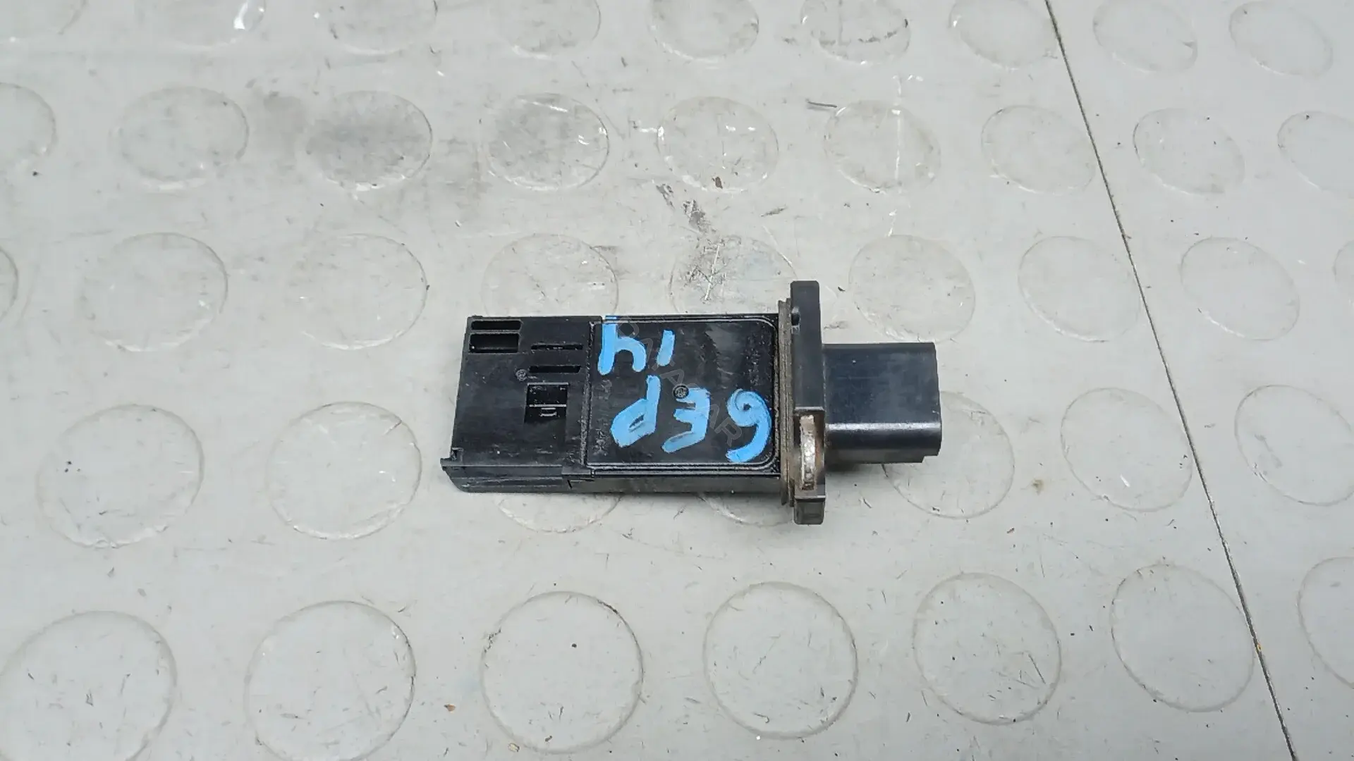 Расходомер воздуха 6C112B579AA