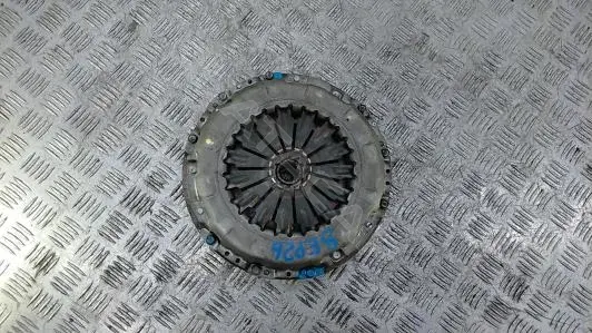 Маховик 232002A700