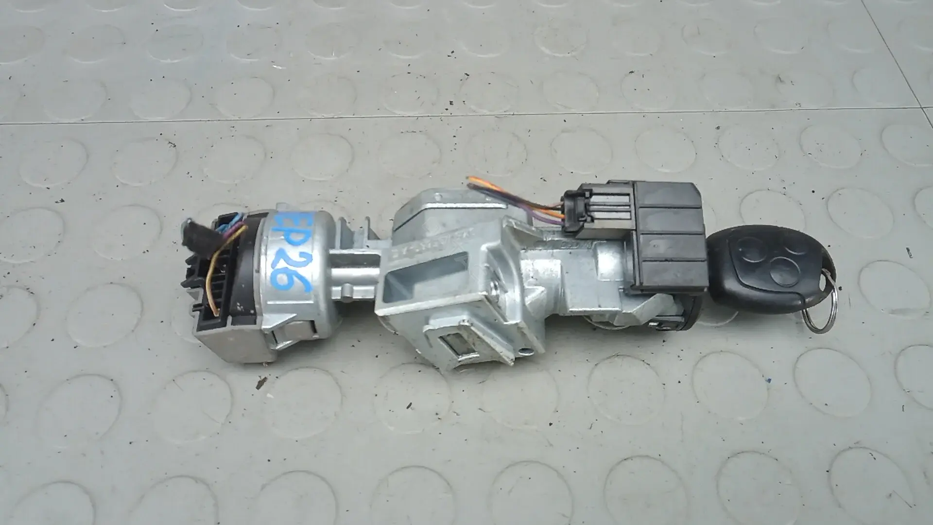 Замок зажигания 3M513F880AC