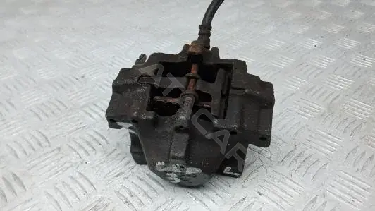 Скоба суппорта GEP030M01