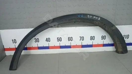 Молдинг крыла EOK12EA01