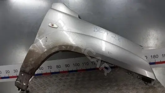 Крыло переднее BEA28EC01