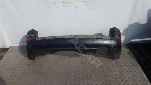 Задний бампер 3BL18HG01