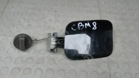 Крышка лючка топливного бака CBM08IC01