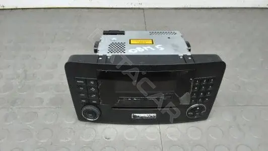 Магнитола OBM05I401